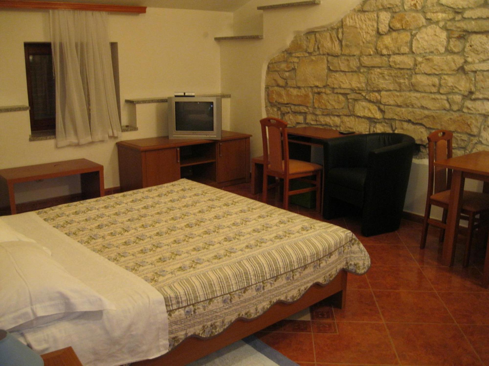 Apartments Lav Porec Apartman